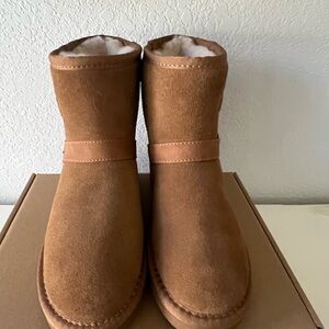BearPaw Tan Ankle Boots